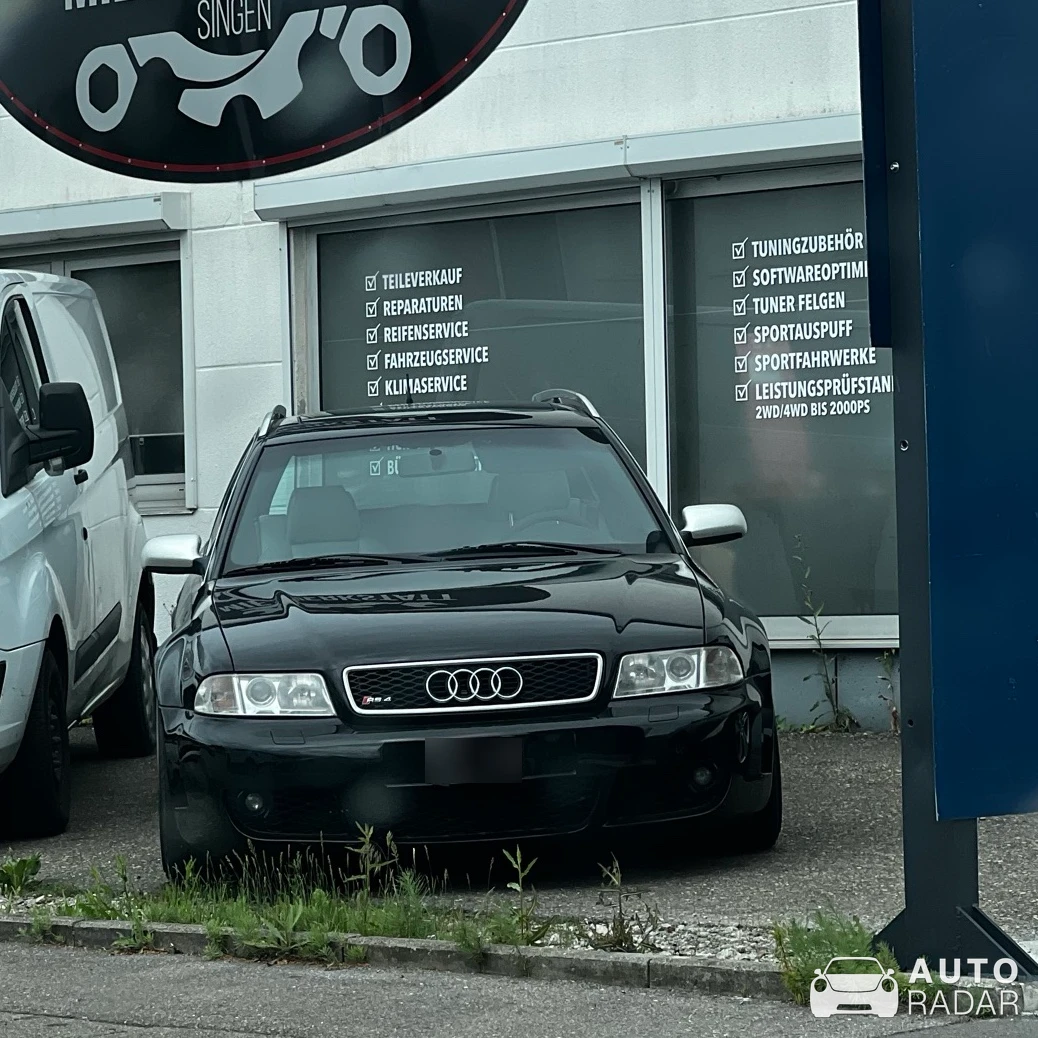 Audi RS4 Avant B5 spotted in Singen (Hohentwiel)