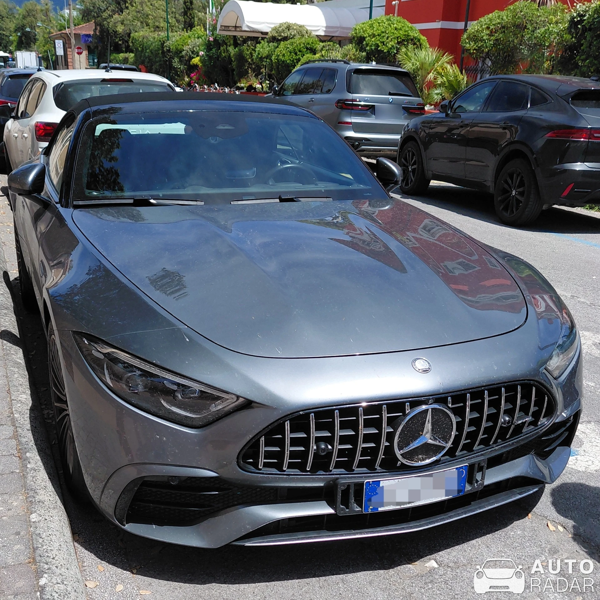 Mercedes-AMG SL 43 R232 spotted in Massa