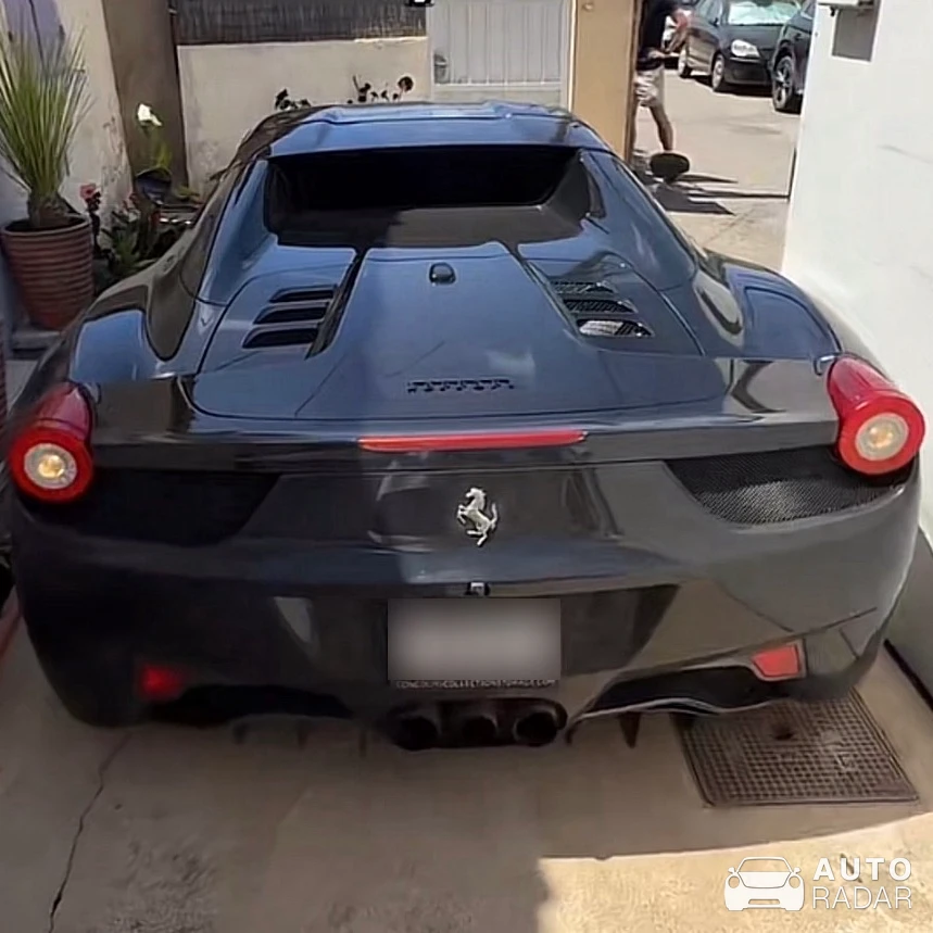 Ferrari 458 Spider spotted in Fréjus