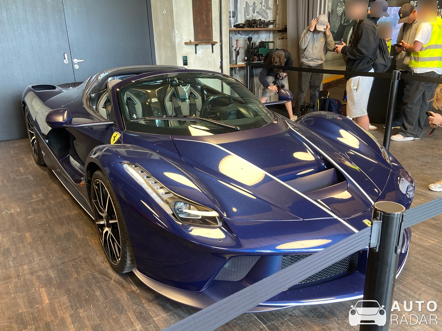 Ferrari LaFerrari Aperta spotted in München, Deutschland