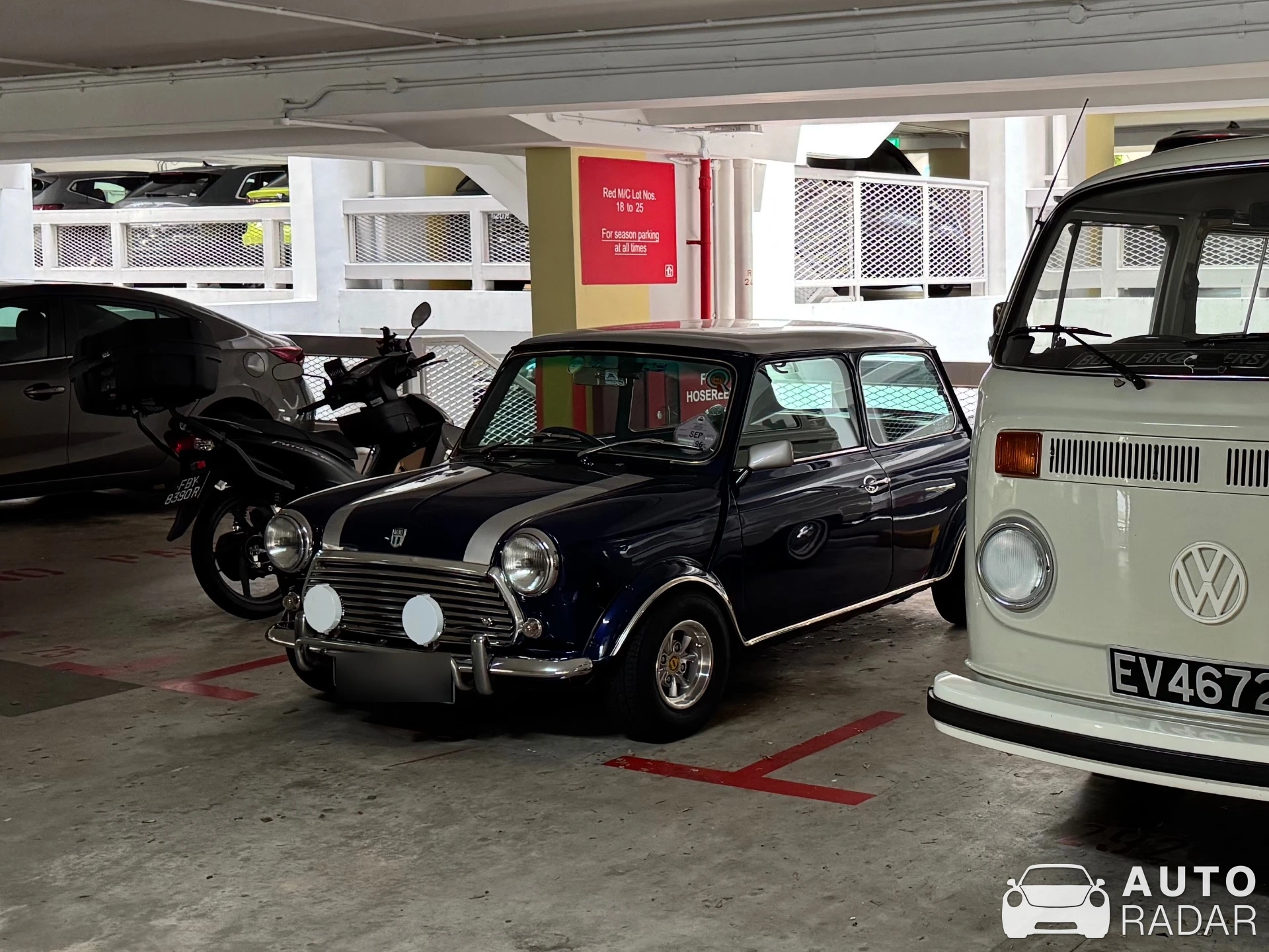 Austin Mini 1300 Cooper spotted in Singapore