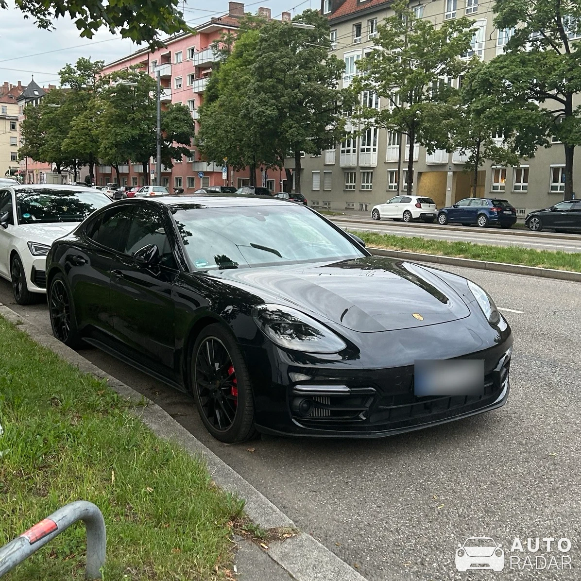 Porsche Panamera GTS spotted in München