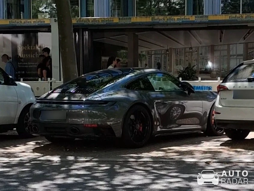 Porsche 992 Carrera MkI spotted in Berlin