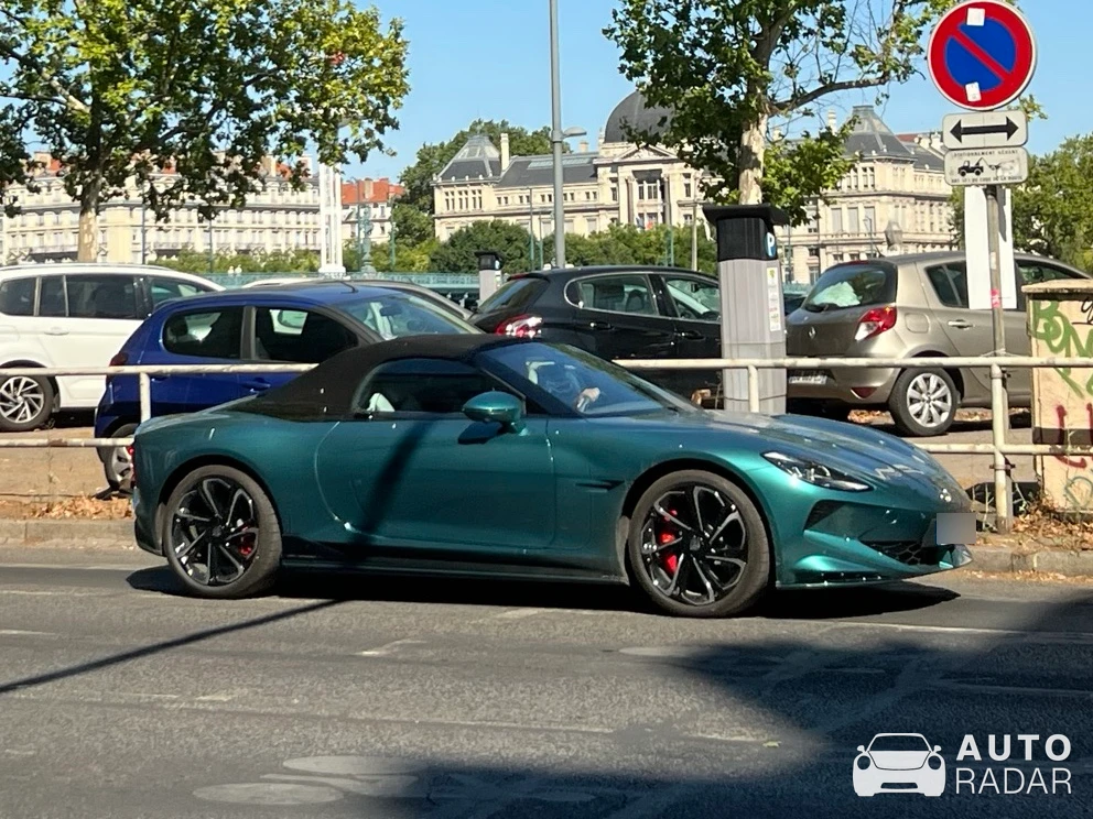 MG Cyberster spotted in Lyon