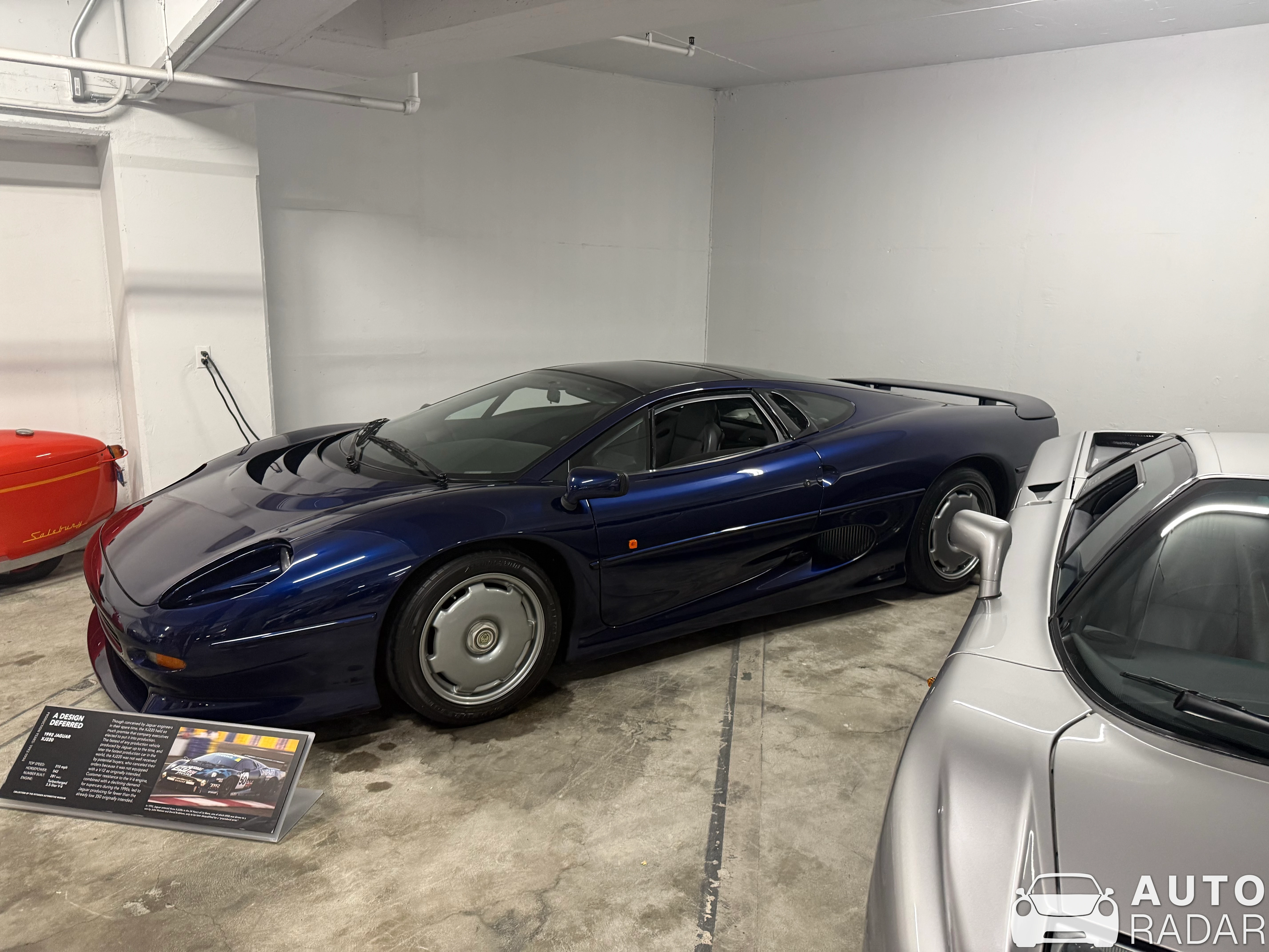 Jaguar XJ220 spotted in Los Angeles