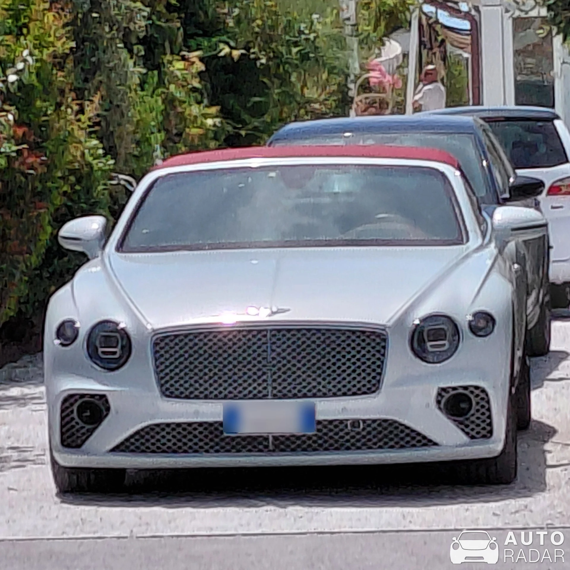 Bentley Continental GTC spotted in Massa