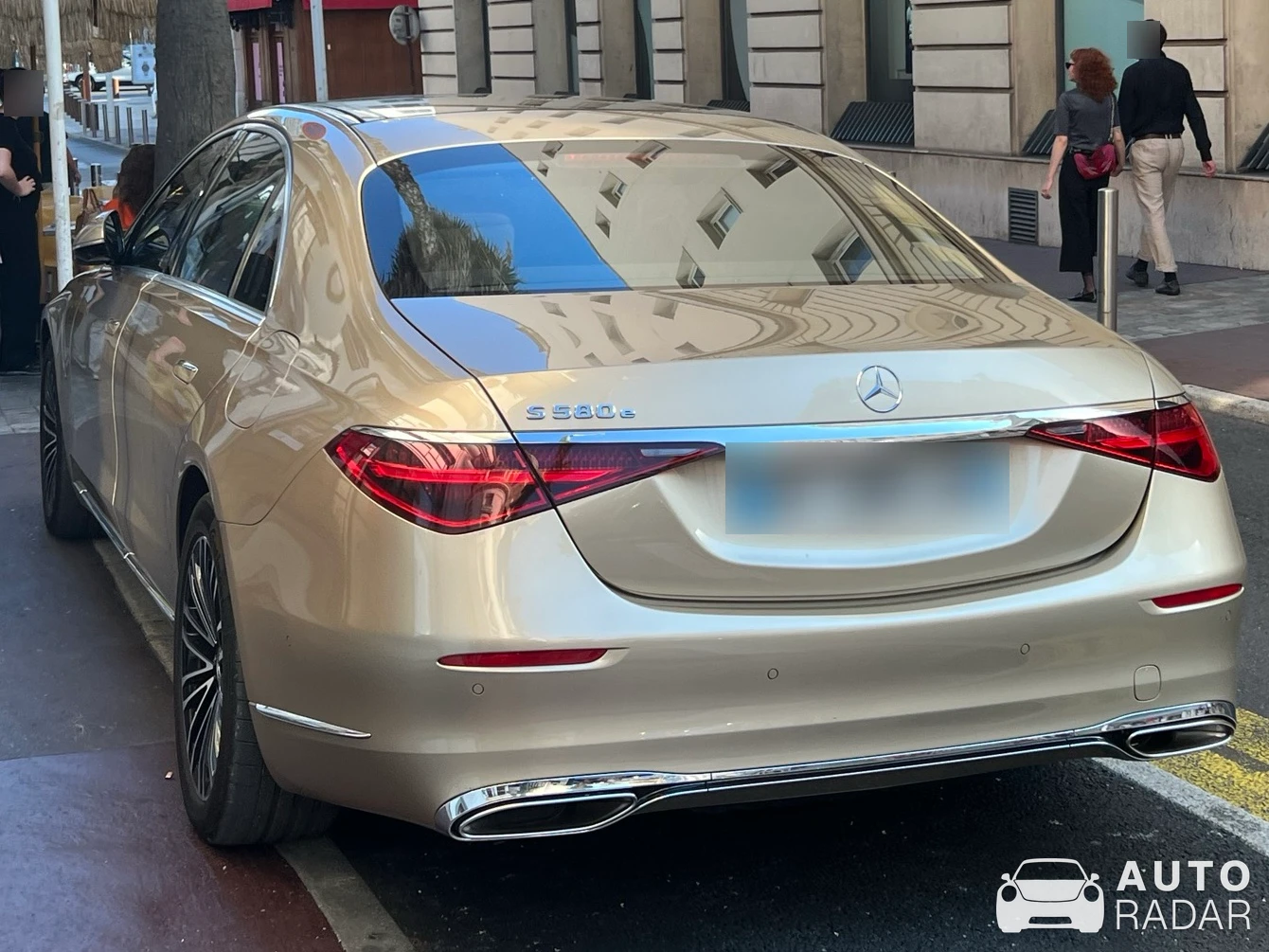 Mercedes-Benz S-Klasse spotted in Cannes