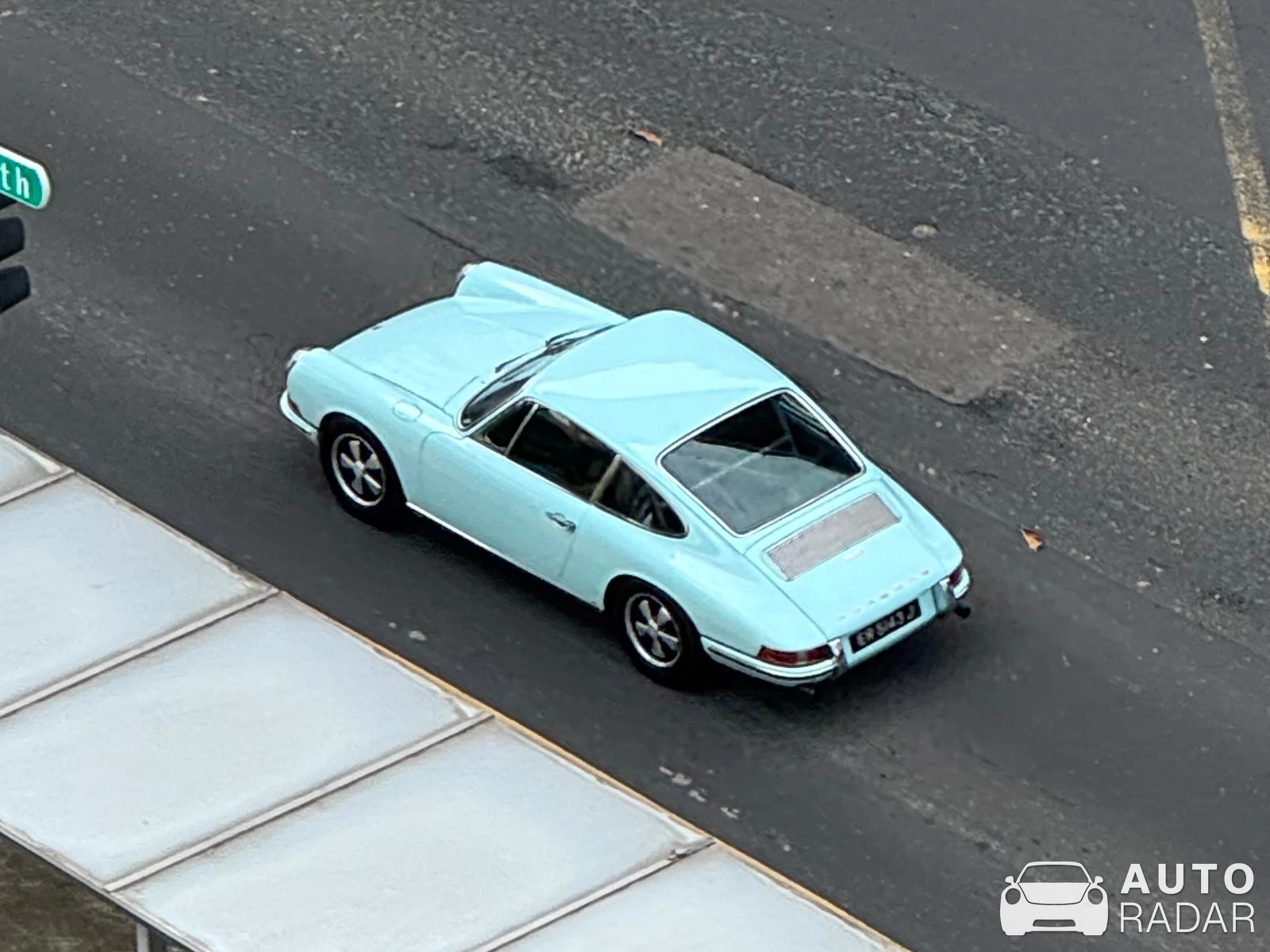 Porsche 911 E spotted in Singapore
