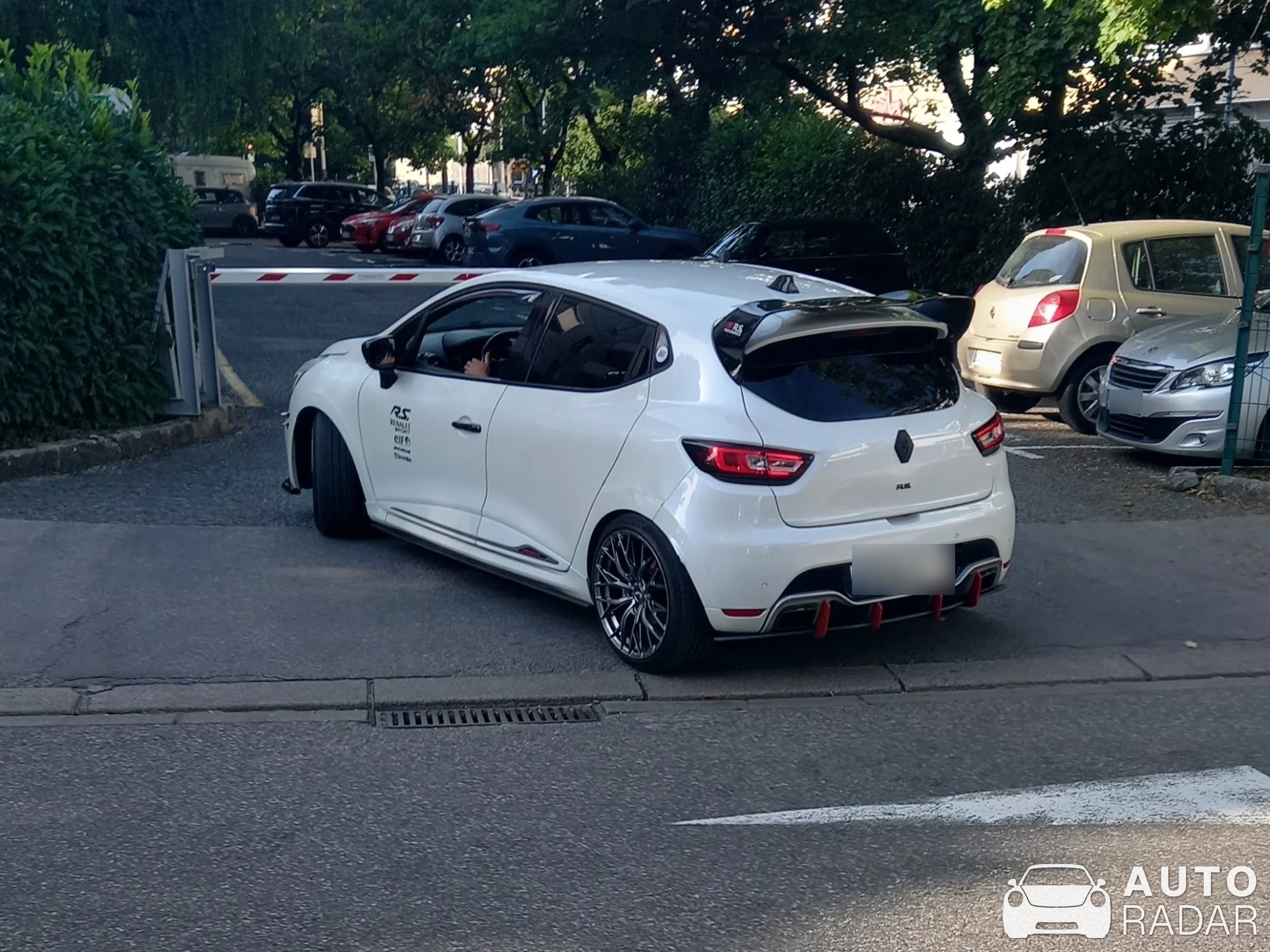 Renault Clio RS Cup IV spotted in Annecy