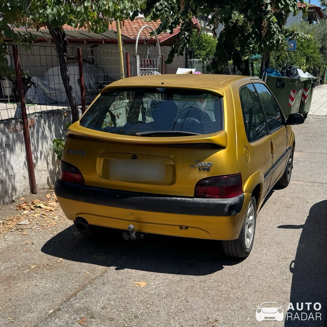 Citroën Saxo VTS spotted in Platamonas