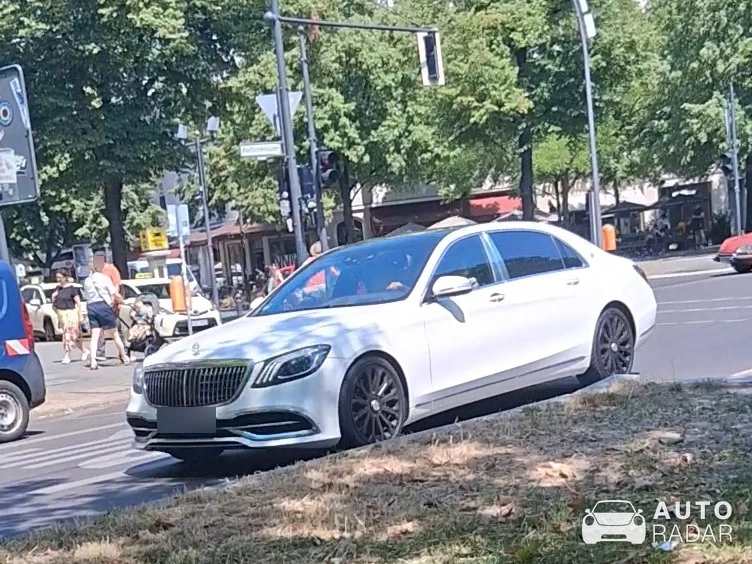 Mercedes-Maybach S 550 spotted in Berlin