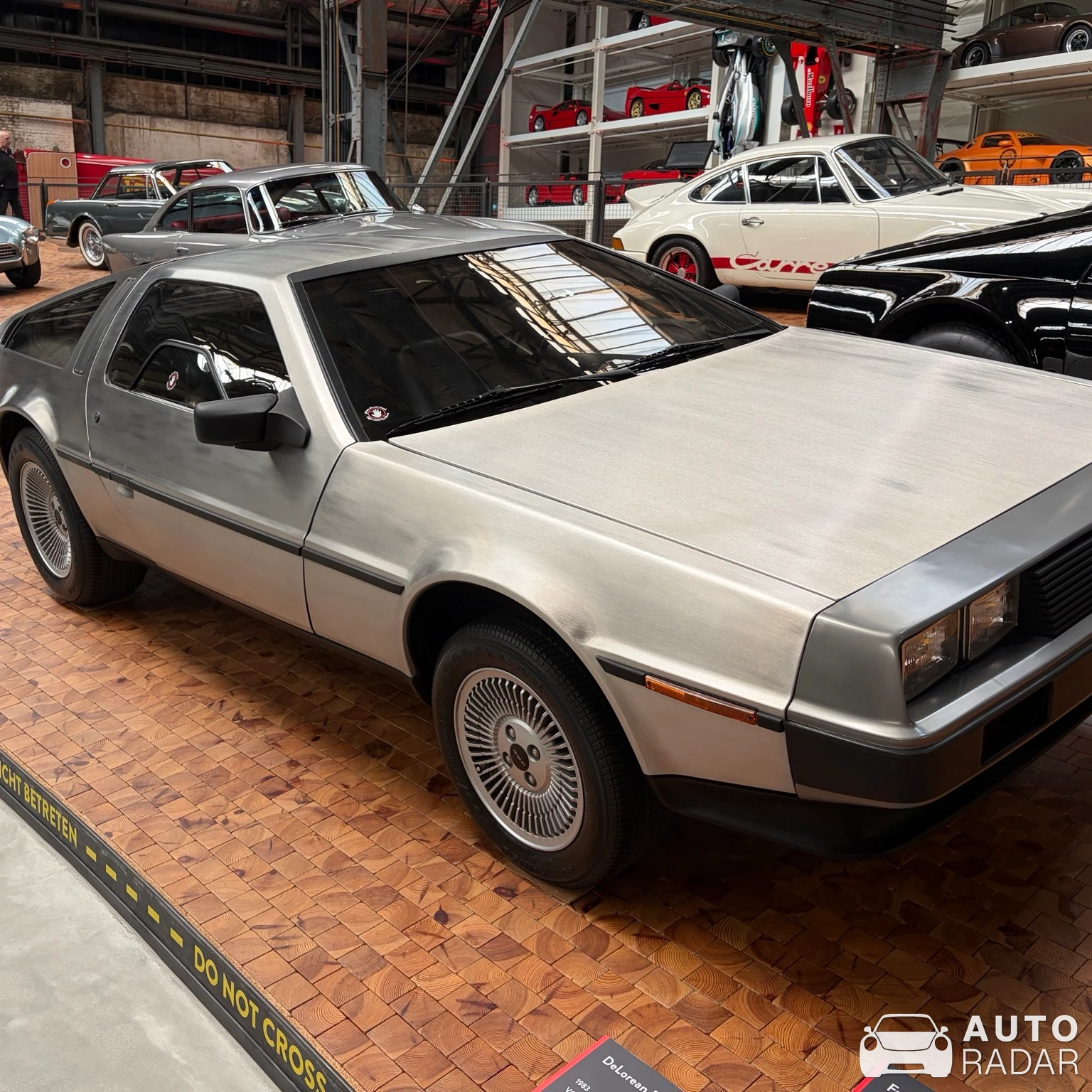 DeLorean DMC-12 spotted in Dietzhölztal