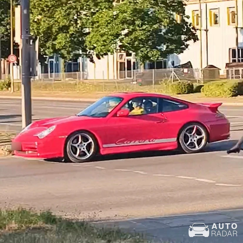 Porsche 996 Carrera spotted in Weingarten