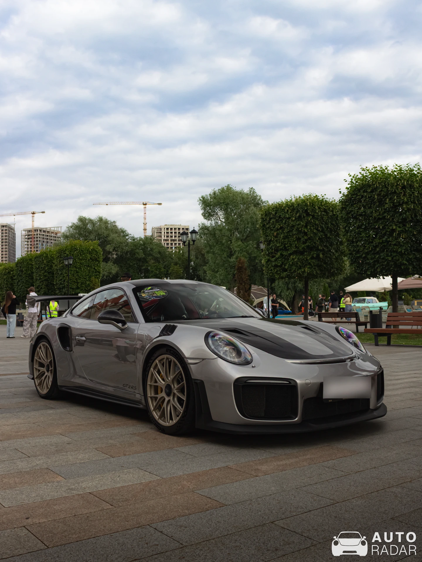Porsche 991 GT2 RS spotted in Moscow, Russia