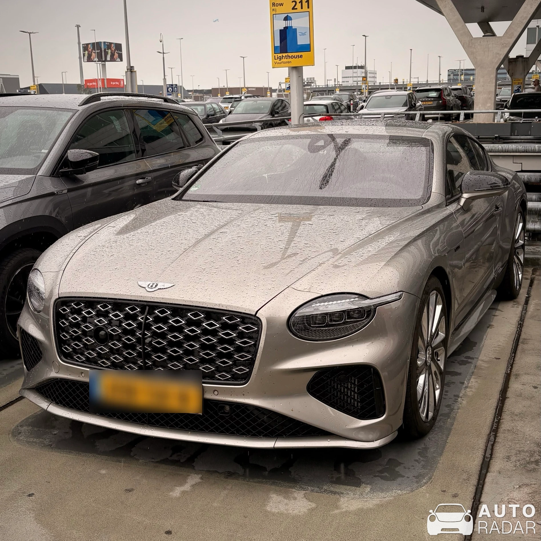 Bentley Continental GT Mulliner 2025 spotted in Schiphol