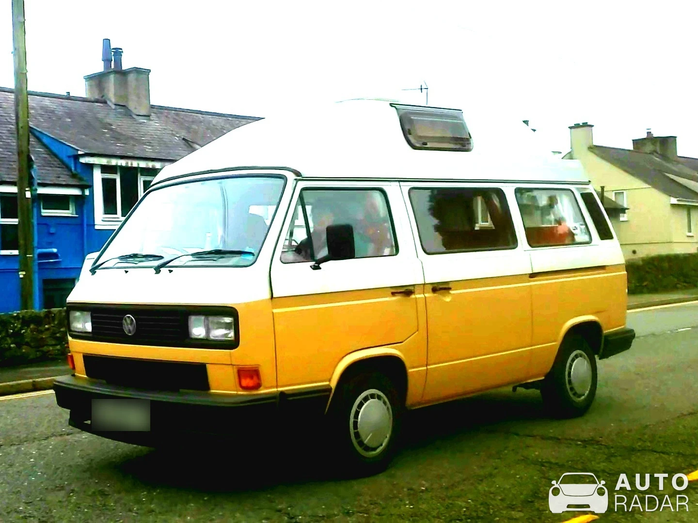 Volkswagen Touran spotted in Menai Bridge