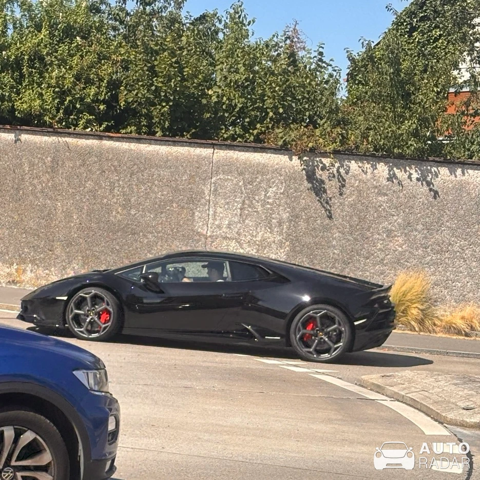 Lamborghini Huracán LP610-4 spotted in Pfäffikon SZ