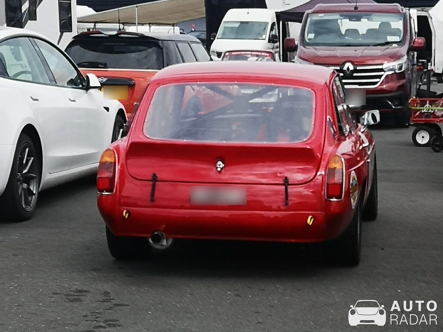 MGB GT spotted in Derby