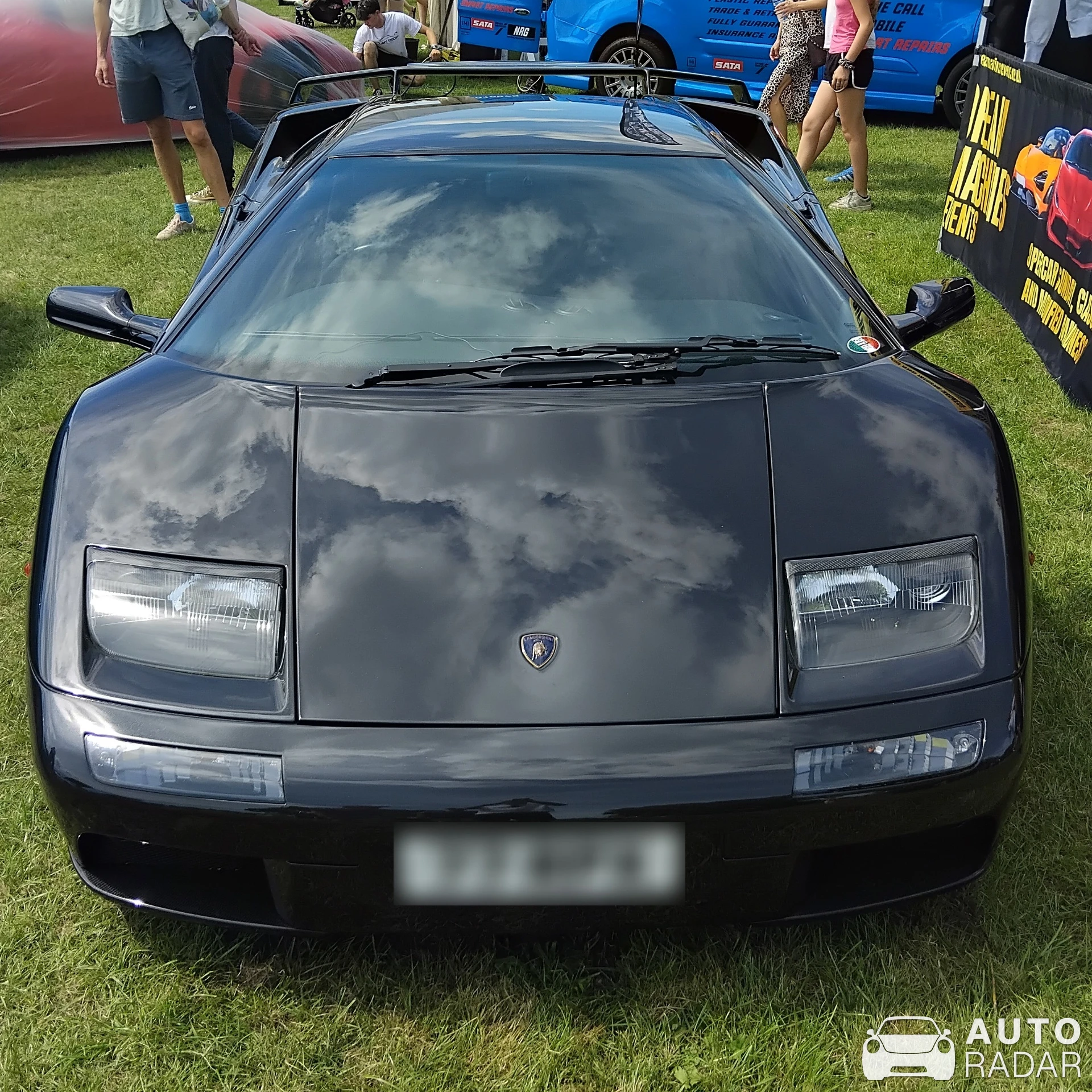 Lamborghini Diablo VT spotted in Lewes