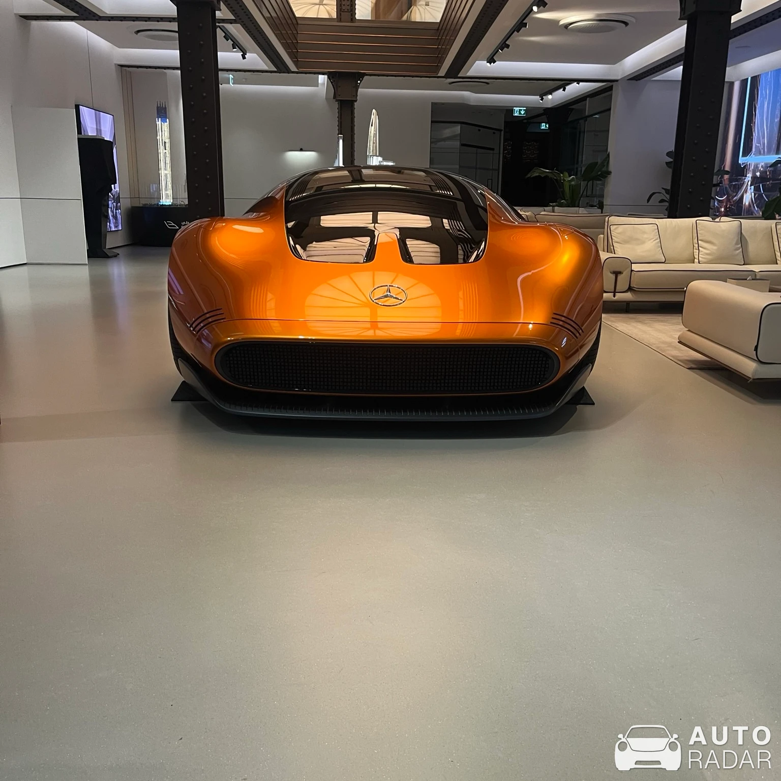 Mercedes-Benz Vision One Eleven spotted in Luton