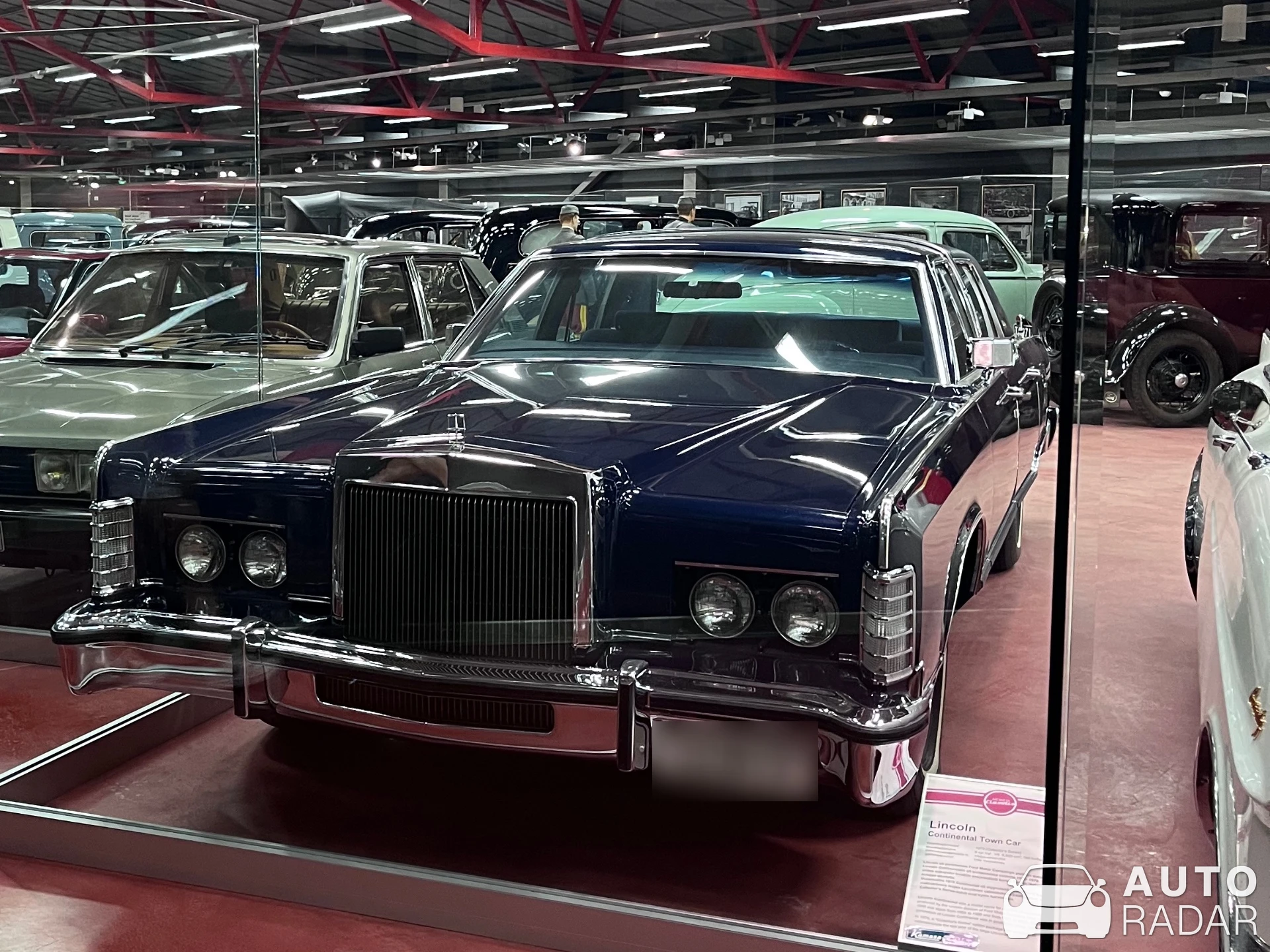 Lincoln Town Car spotted in Kangasala