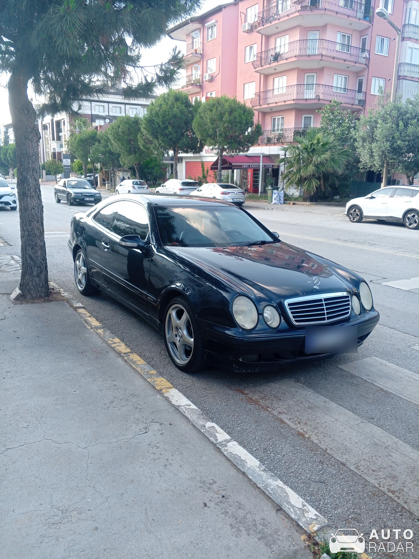 Mercedes-Benz CLK-Klasse spotted in Merkezefendi