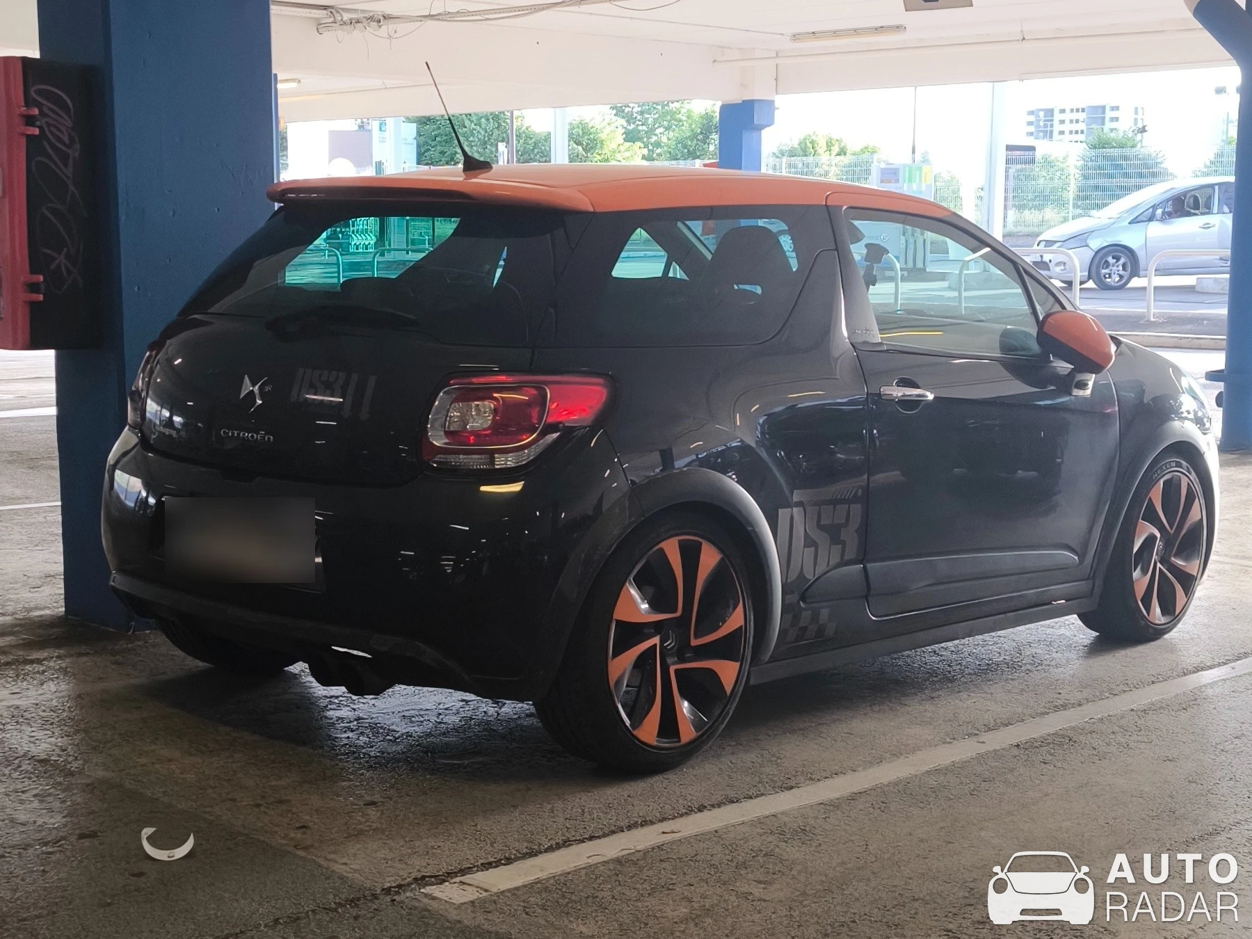 Citroën DS3 Racing spotted in Viry-Châtillon