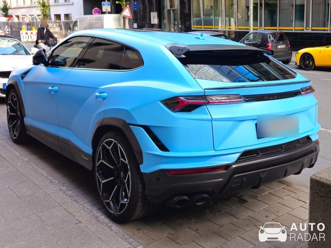 Lamborghini Urus Performante spotted in Offenbach am Main