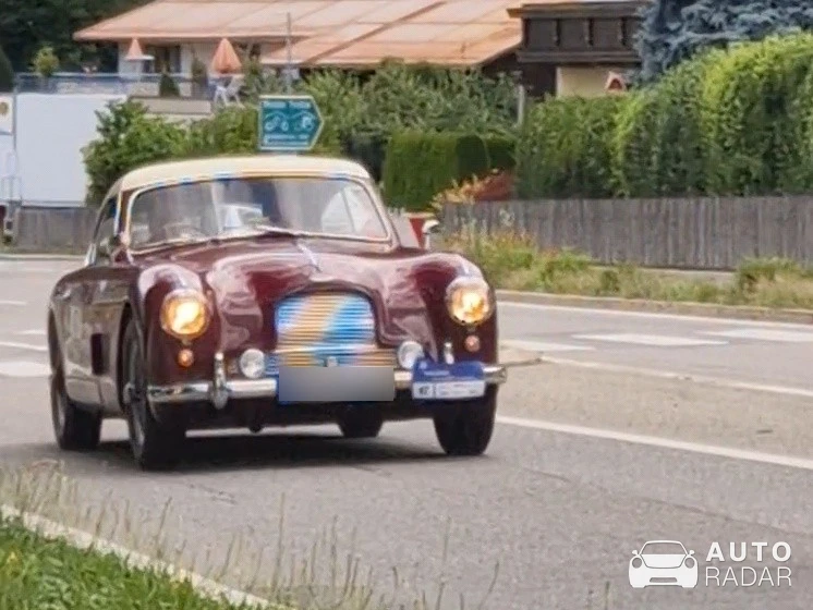 Aston Martin DB2 spotted in Pfunds