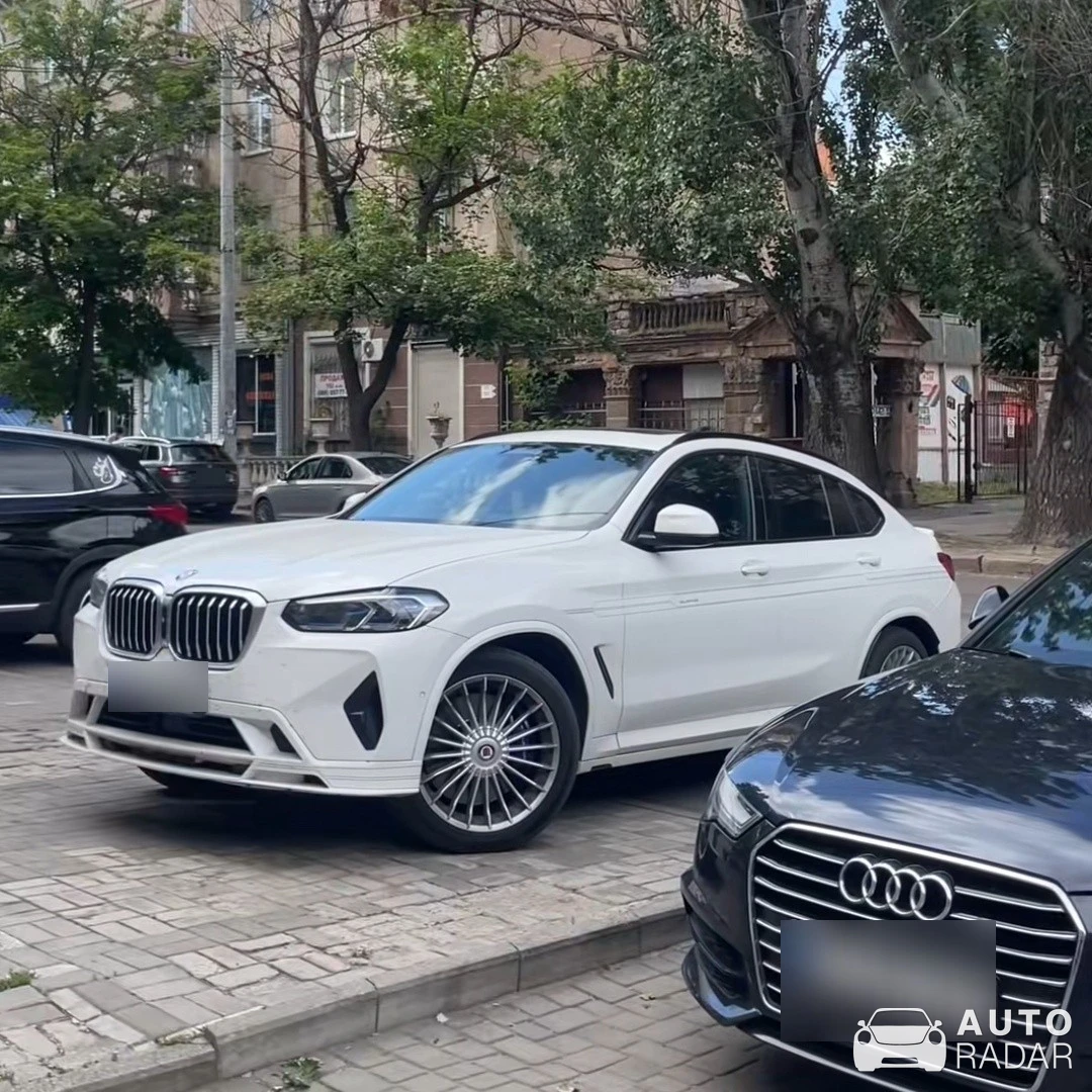 Alpina XD4 Allrad spotted in Pozzuoli