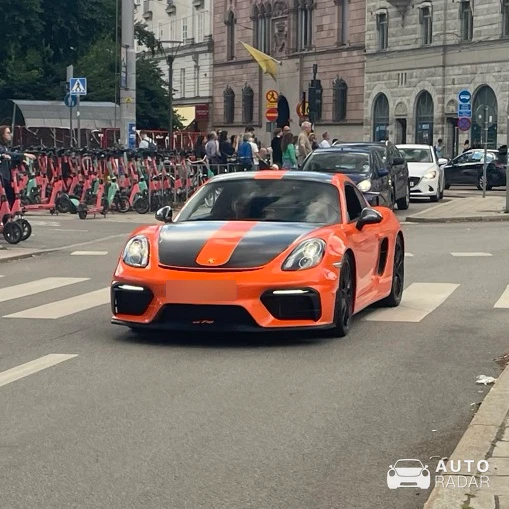 Porsche 981 Cayman S spotted in Stockholm