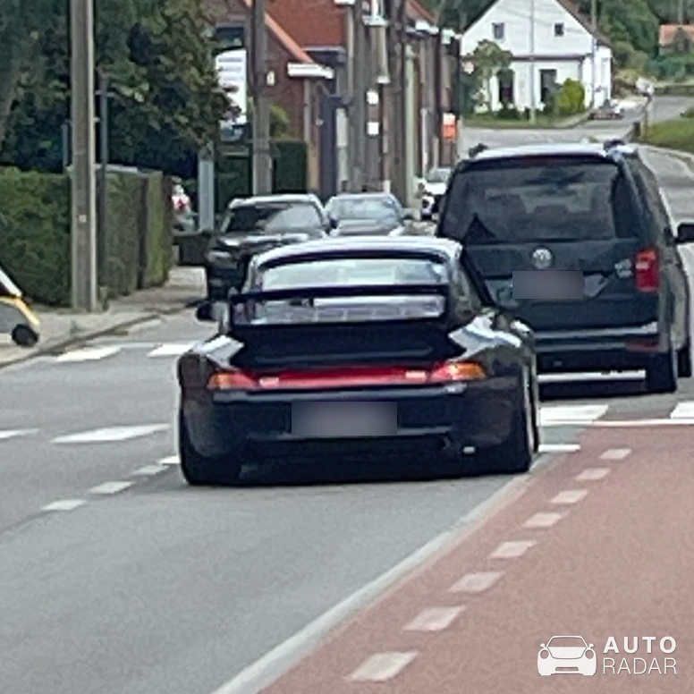 Porsche 993 Turbo S spotted in Menin