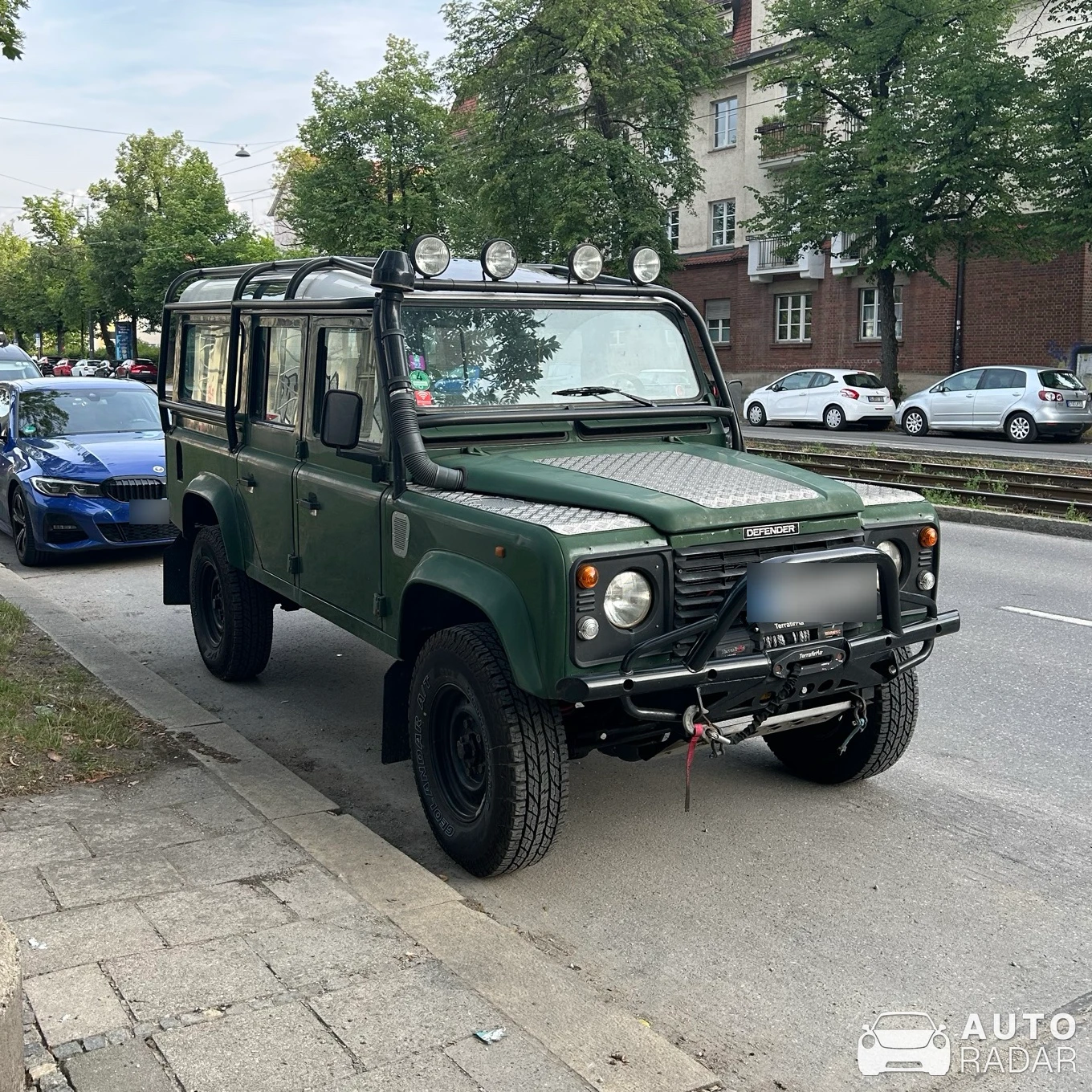 Land Rover Defender spotted in München