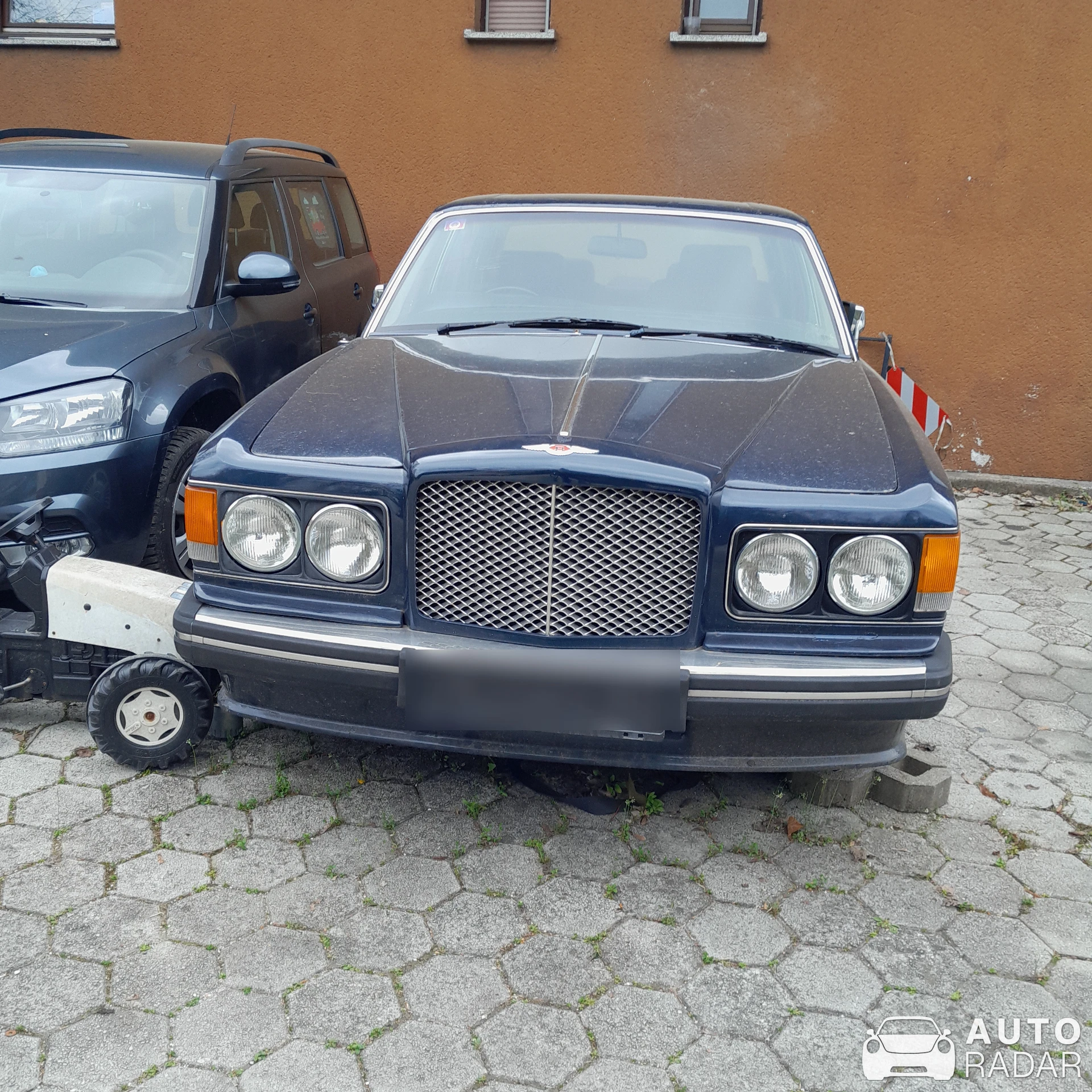Bentley Turbo R spotted in Ljubljana