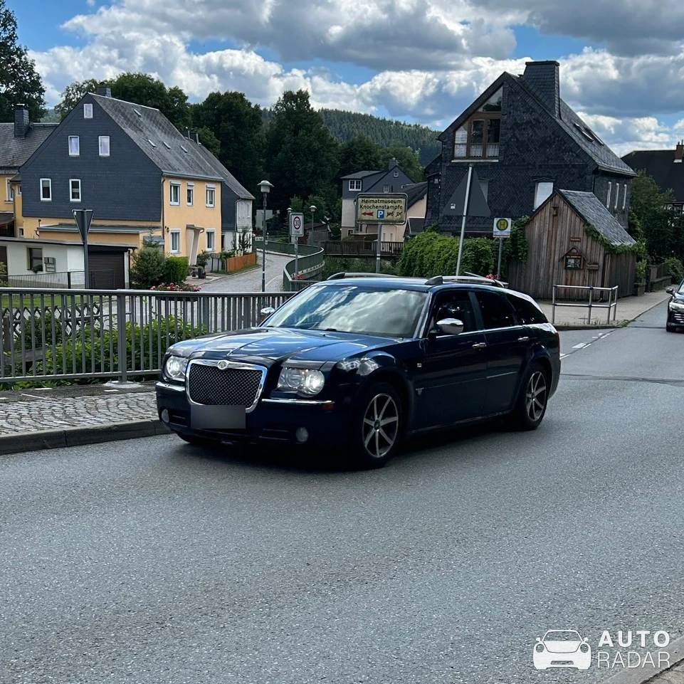 Chrysler 300C Touring spotted in Chemnitz