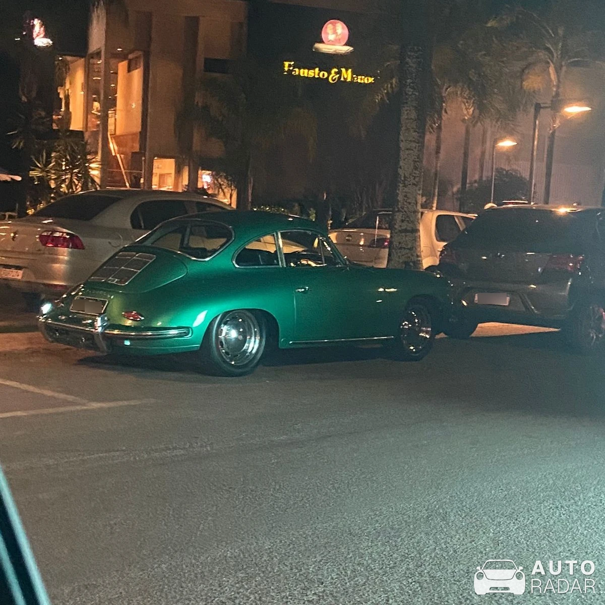 Porsche 356 Replica spotted in Brasília, Brazil