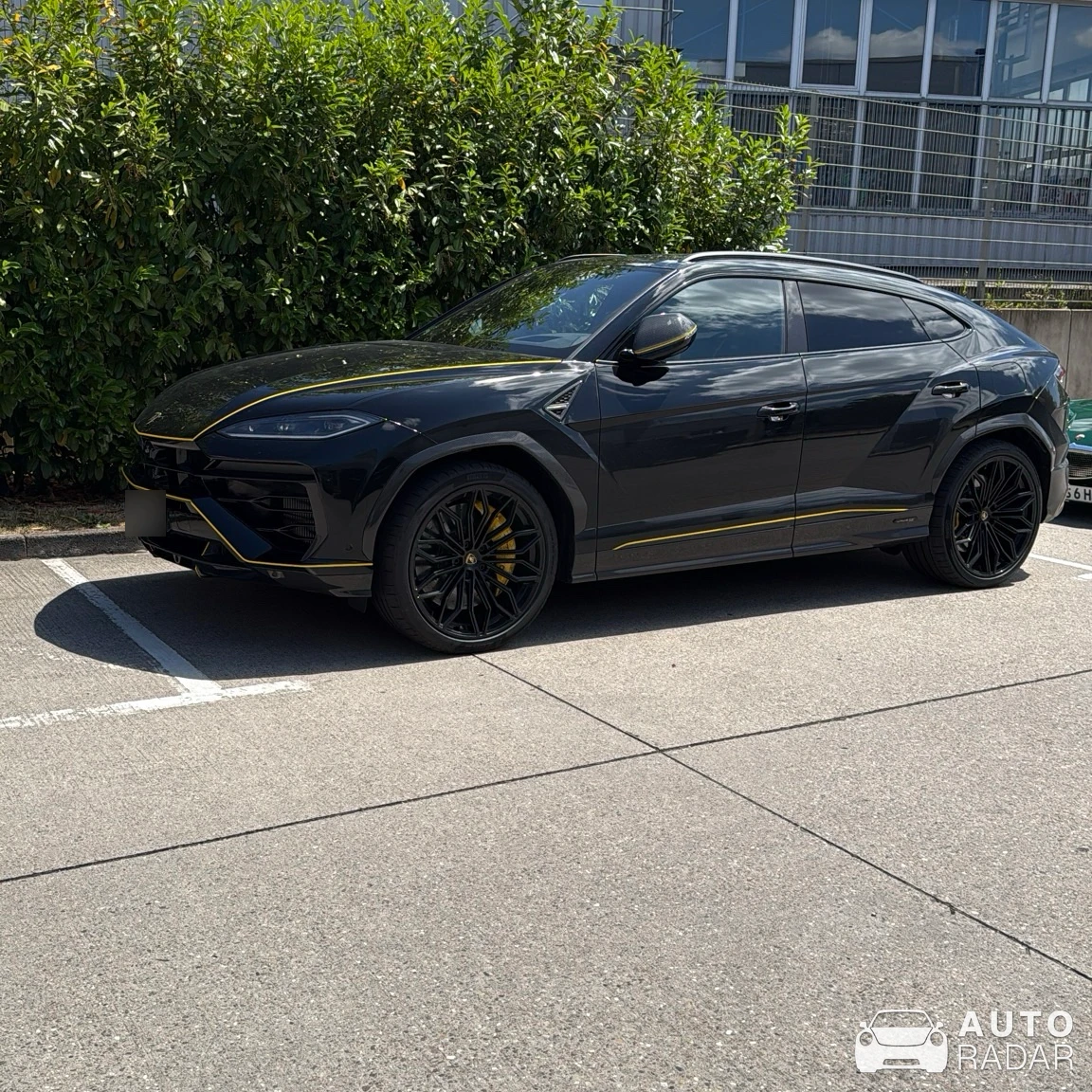 Lamborghini Urus SE spotted in Sinsheim