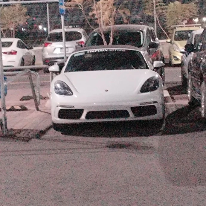 Porsche 718 Cayman spotted in Heroica Puebla de Zaragoza, México