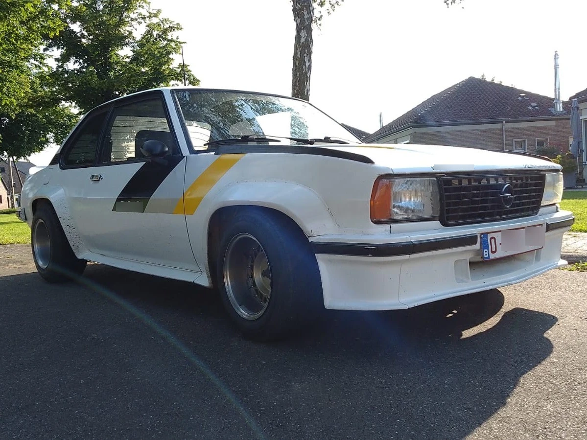 Opel Manta spotted in Beringen, Belgium