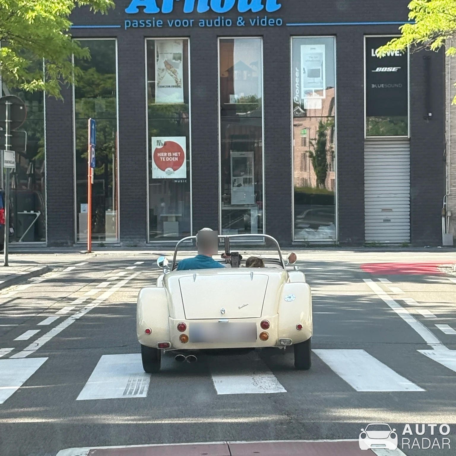 Austin-Healey 3000 spotted in Tielt