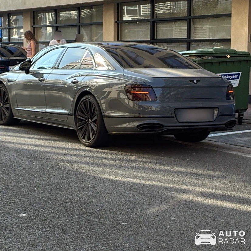 Bentley Flying Spur Hybrid spotted in Knokke-Heist