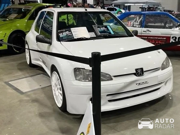 Peugeot 106 spotted in Québec