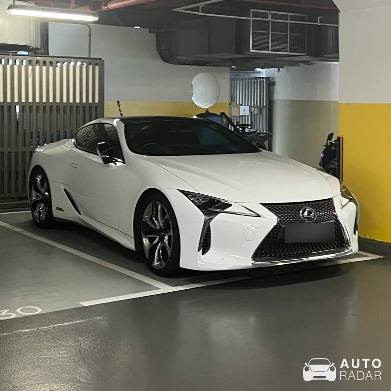 Lexus LC 500h spotted in Singapore