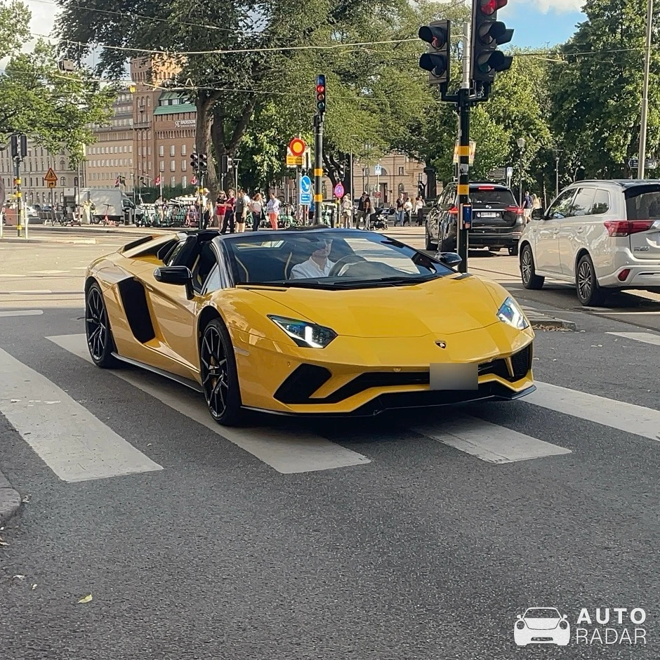 Lamborghini Aventador S LP740-4 Roadster spotted in Stockholm
