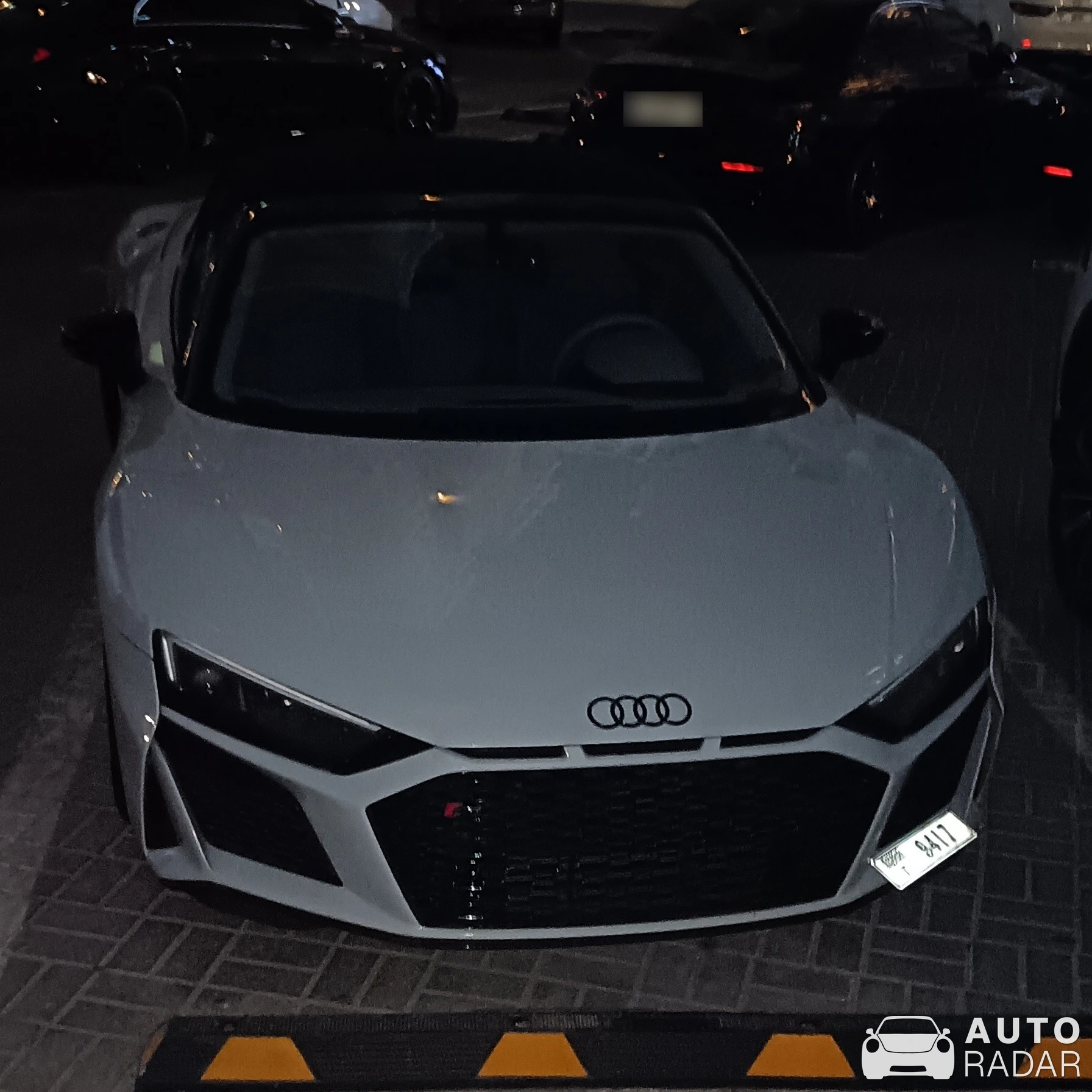 Audi R8 V8 Spyder spotted in Sharjah