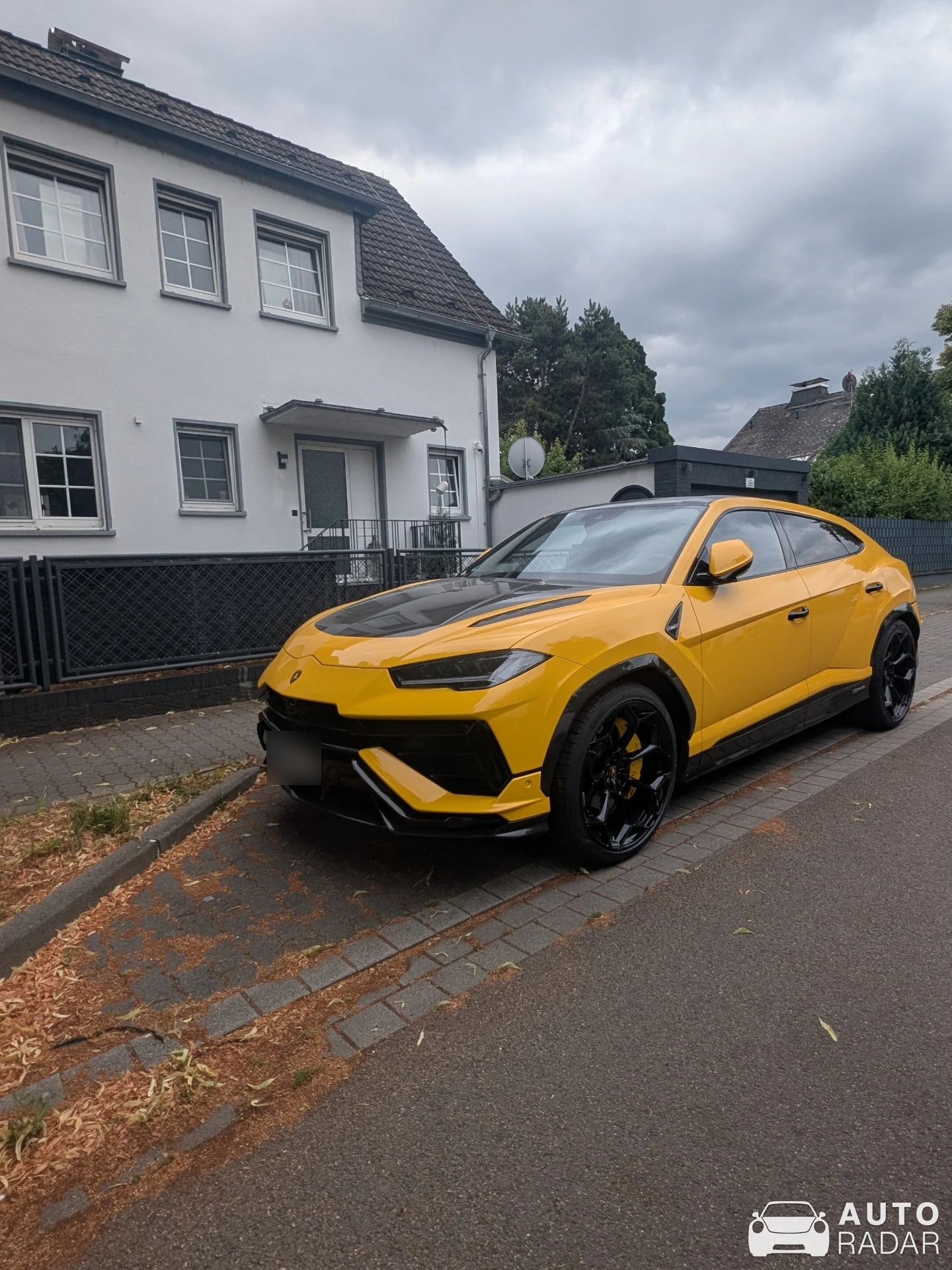 Lamborghini Urus Performante spotted in Offenbach am Main
