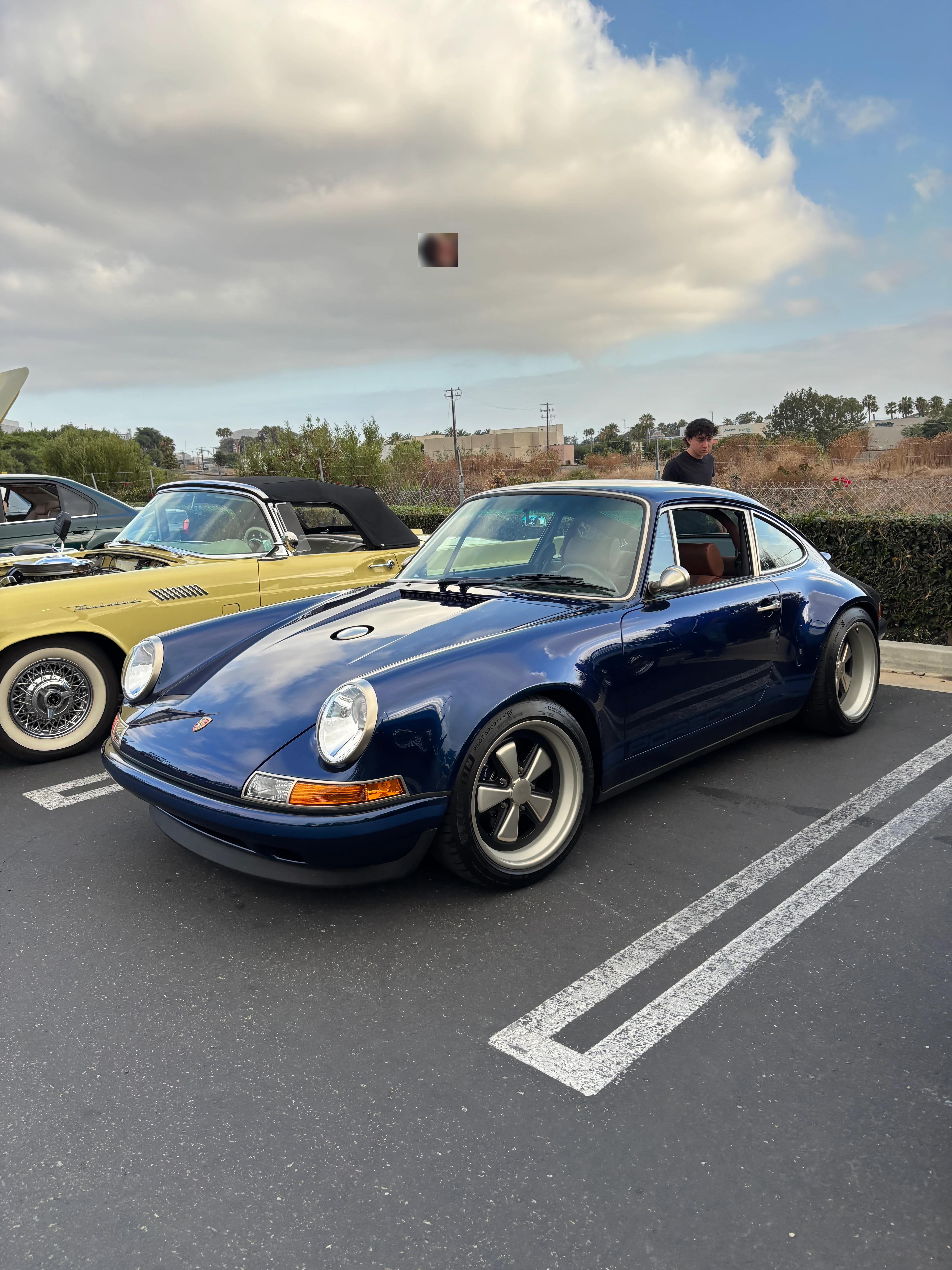 Singer 911 spotted in El Segundo