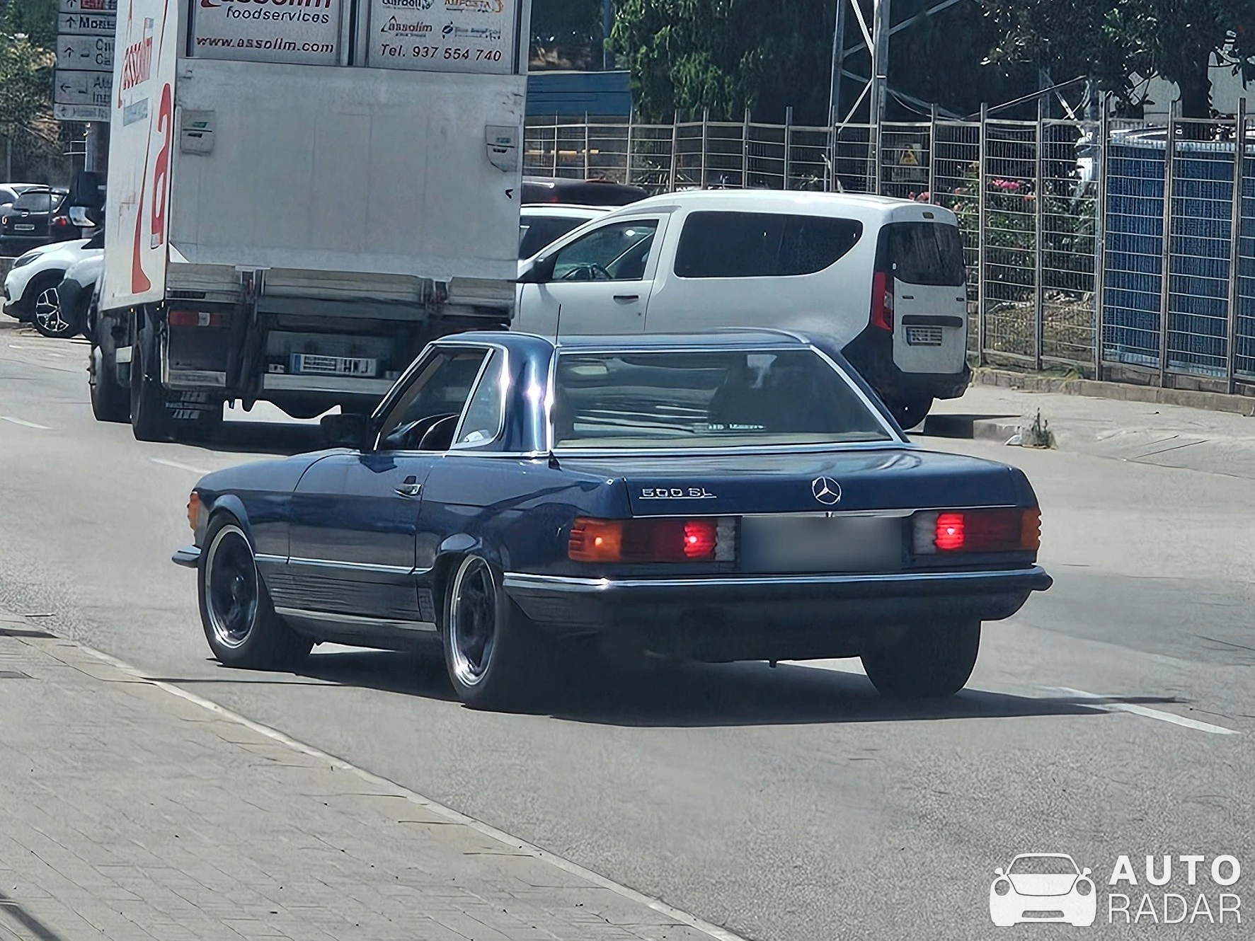 Mercedes-Benz SL 500 spotted in Granollers