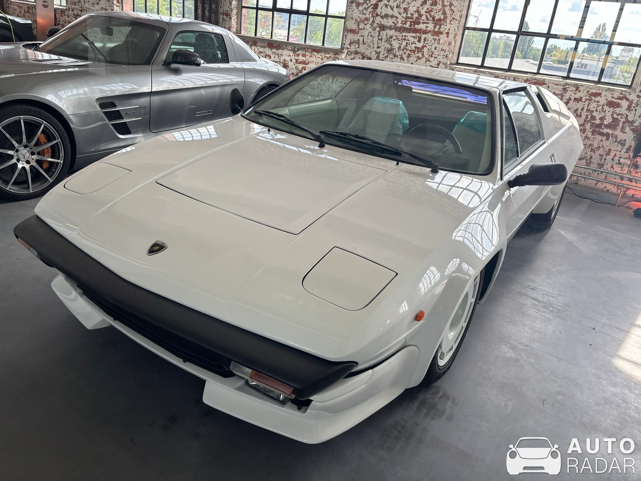 Lamborghini Jalpa spotted in Frankfurt am Main