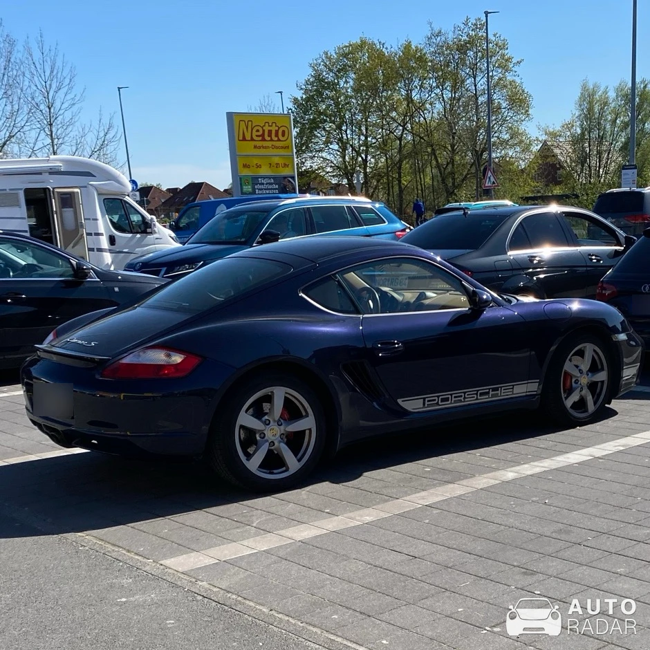 Porsche 987 Cayman S spotted in Norden